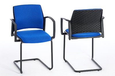 Gepolsterte Freischwinger Stühle mit Armlehnen